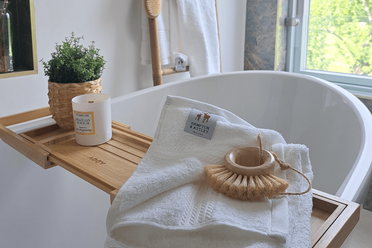 Easy ideas to refresh your bathroom