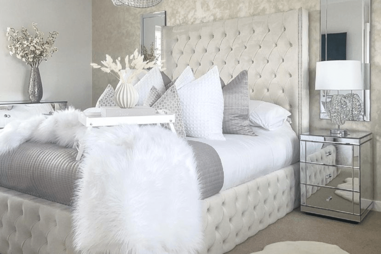 A honeymoon home - Hampton & Astley