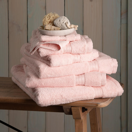 Our towel bale offers 7 pink towels including 1 large bath sheet, 2 bath towels, 2 hand towels &amp; 2 face cloths