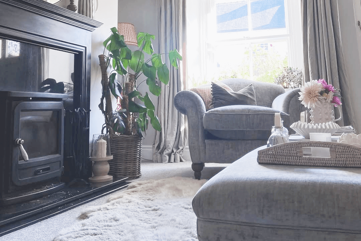 How to create cottage-style character with colour and vintage details