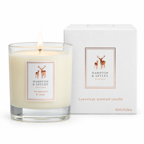 Hampton & Astley Sandalwood & Cedar luxury scented candle with gift box