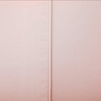 Matching piping on pillowcases and duvet covers