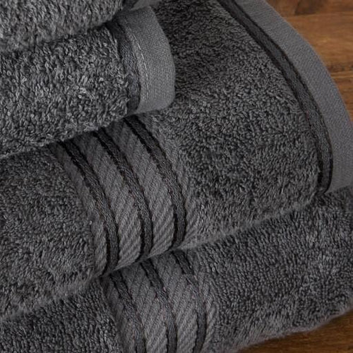 Our dark grey bath sheets make your bathroom feel like a spa.