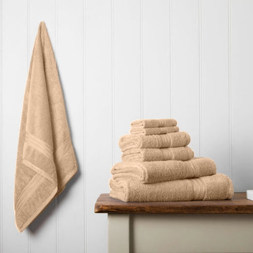 Our towel bale offers 7 Caramel Latte towels including 1 large bath sheet, 2 bath towels, 2 hand towels, 2 face cloths