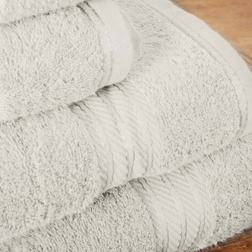 Our luxury Egyptian cotton towels are soft, absorbent and lightweight.